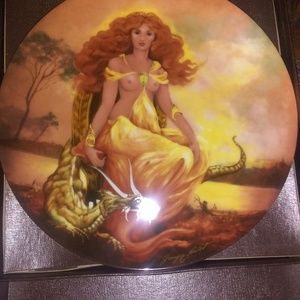 Collectable plates by Georgia Lambert